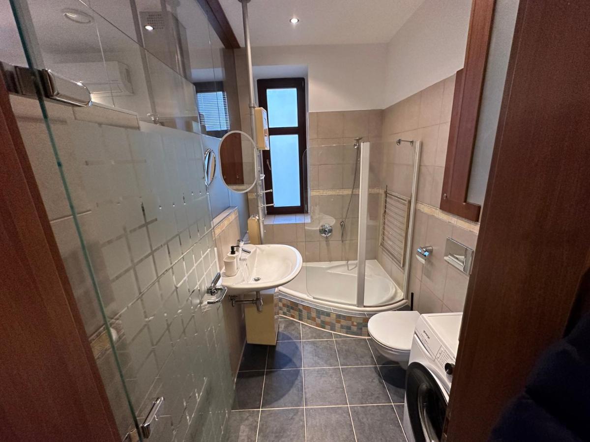 Ferienwohnung Skau Laurinska Pressburg Exterior foto